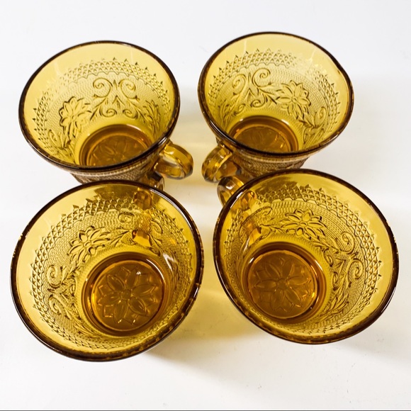 Vintage Tiara Indian Glass Cups Set of 4 - Picture 3 of 5